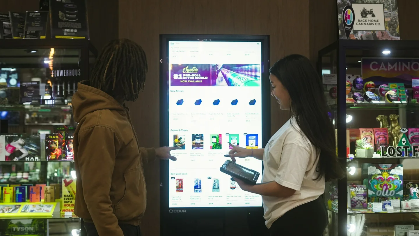 Wdrożenia digital signage w przestrzeni publicznej