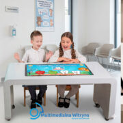 stolik interaktywny dla dzieci ekran dotykowy do poczekalni Kraków